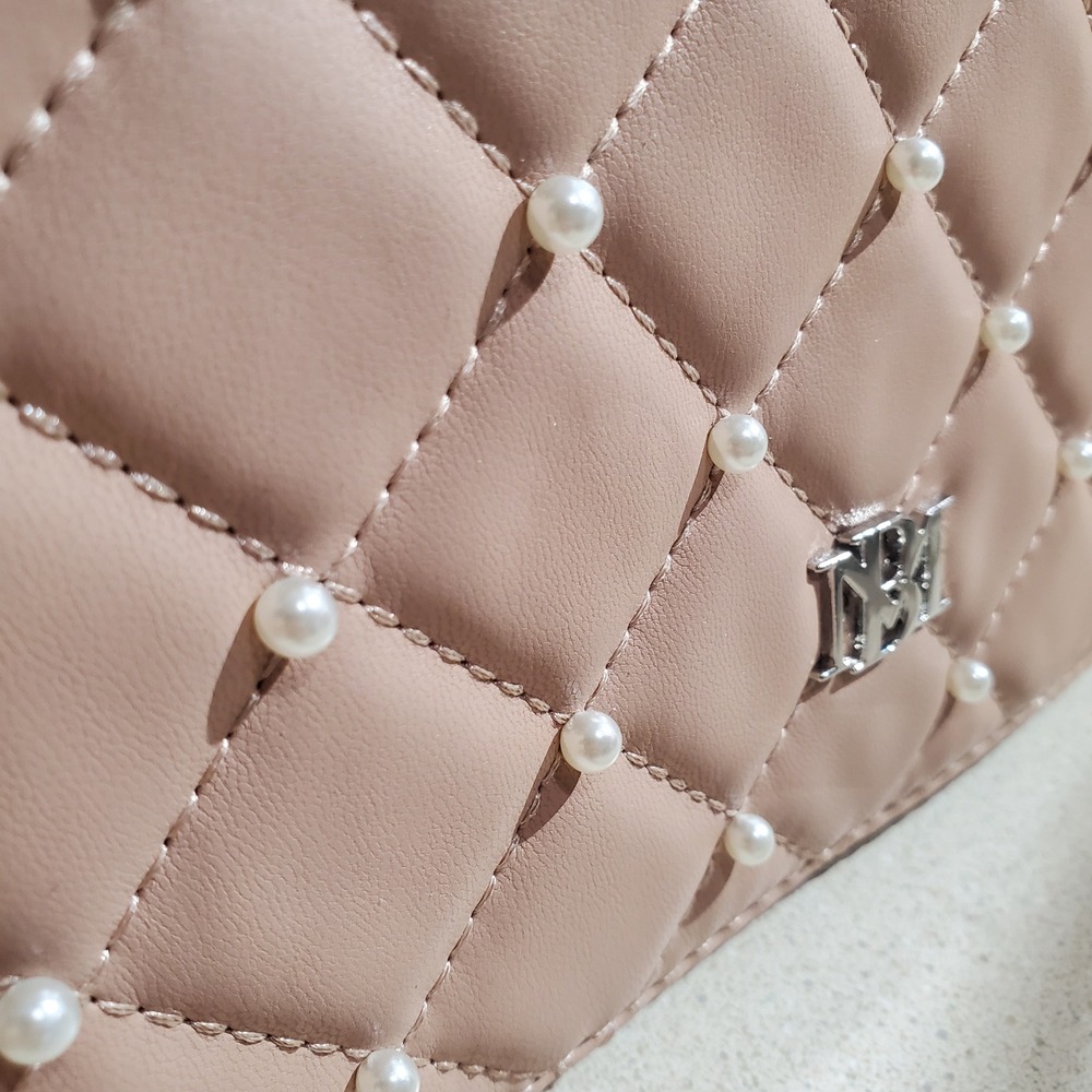 Badgley Mischka Pink Quilted Faux Leather Pearl Embellished Chain Crossbody - Picture 8 of 9